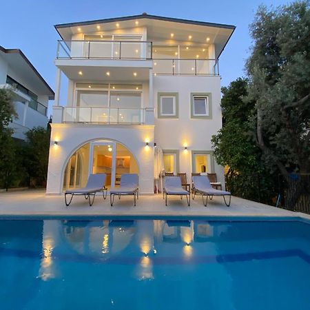 Villa Zeytin Kaş Luaran gambar